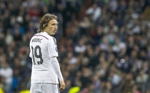 佩林：斯帕莱蒂正努力在技术层面带来新的概念，他非常细致