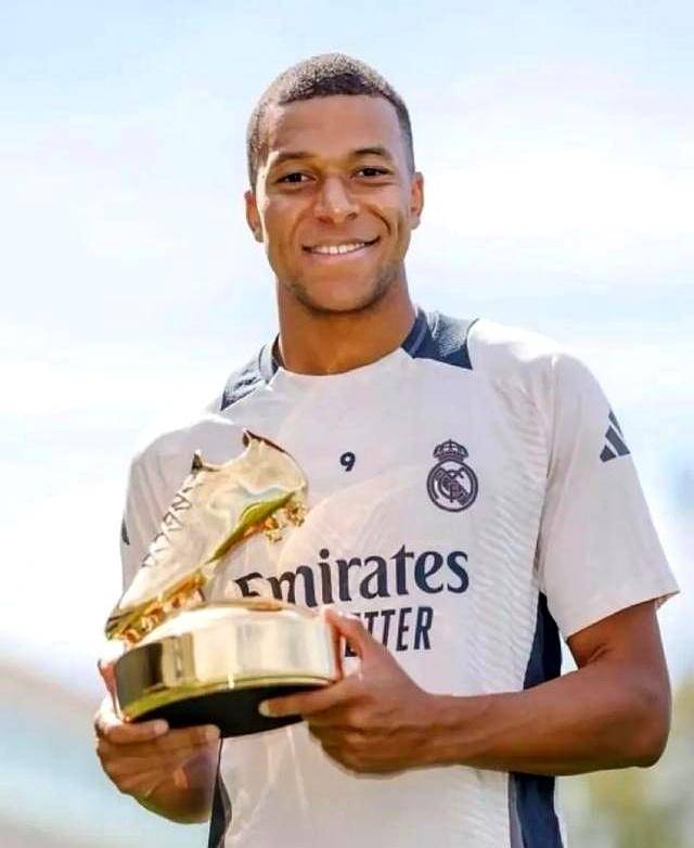 詹姆斯高效29分末节收割比赛，湖人险胜76人迎关键胜利