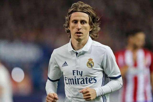 已经低头！高层调解之后阿隆索主动“示好”明星，愿意更改新战术